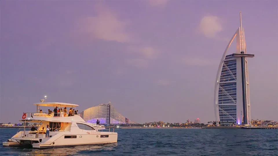 Dubai Marina Two-hour Yacht Tour with Dining - Image 1
