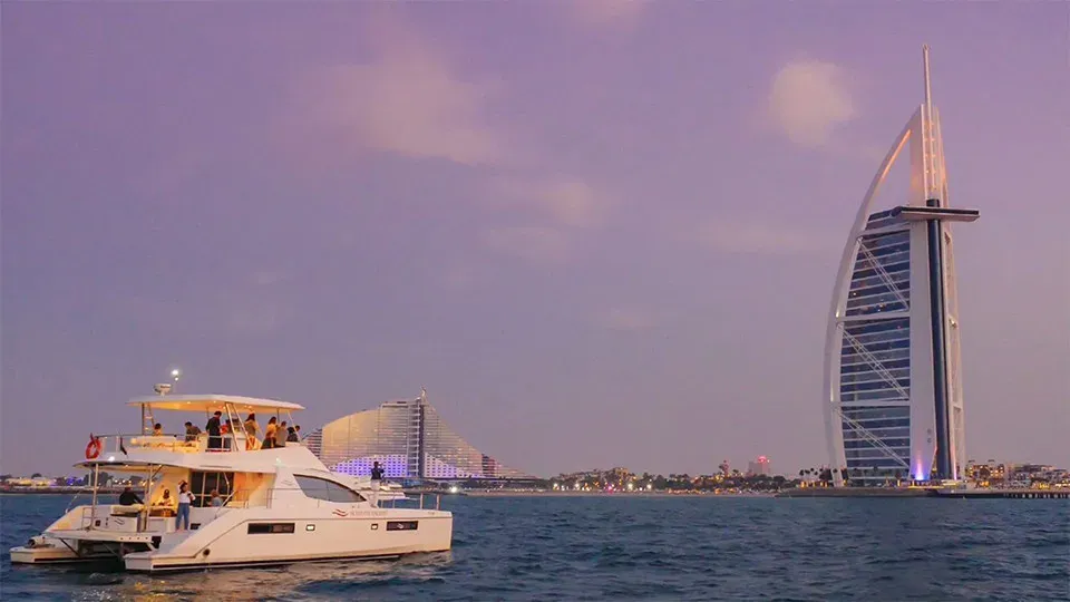 Dubai Marina Two-hour Yacht Tour with Dining - Image 1